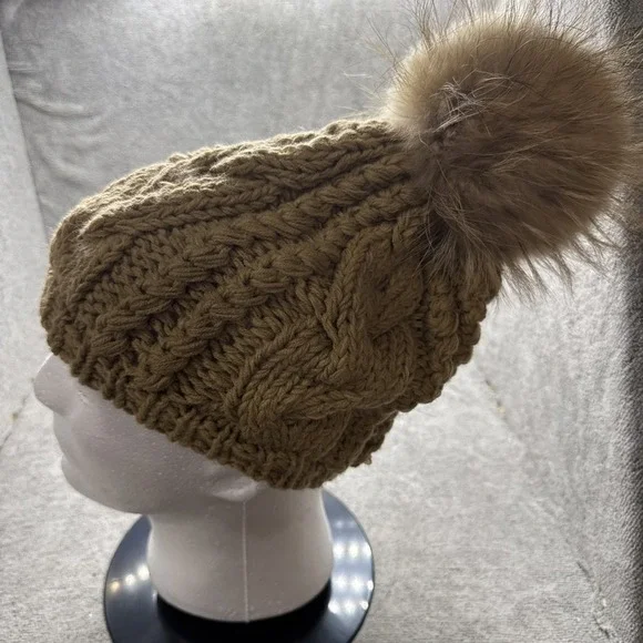 Linda Richards‎ New York Cable Knit Beanie Fur Pom Cap Beige Brown Basket Weave